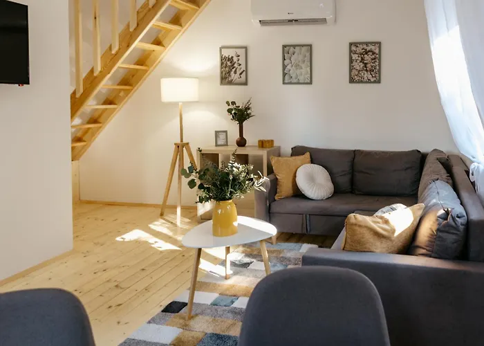 Adeline Apartman